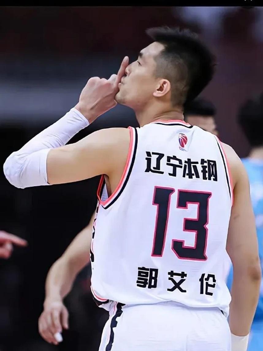 在线体育赛事-Ming新星重返赛场表现突出，热火前途光明！气势如虹延续-在线体育赛事